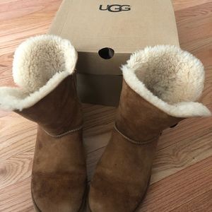 Bailey button Uggs